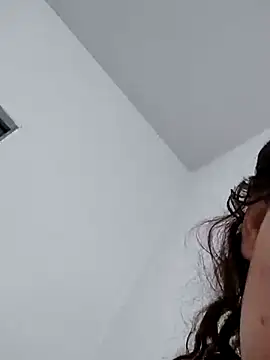 Snapshot of Sweet-diamondxxx chatting on 25, 12, 2024 Sweet-diamondxxx online show from 25, 12, 2024