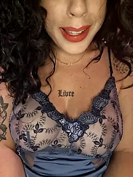 Snapshot of Sweet-diamondxxx chatting on 3, 10, 2025 Sweet-diamondxxx online show from 3, 10, 2025