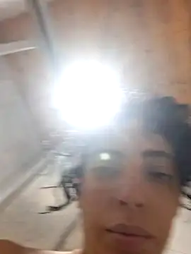 Snapshot of Sweet-diamondxxx chatting on 20, 11, 2025 Sweet-diamondxxx online show from 20, 11, 2025