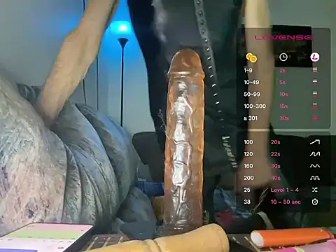 Snapshot of kikiwonderbar chatting on 19, 6, 2026 kikiwonderbar online show from 19, 6, 2026
