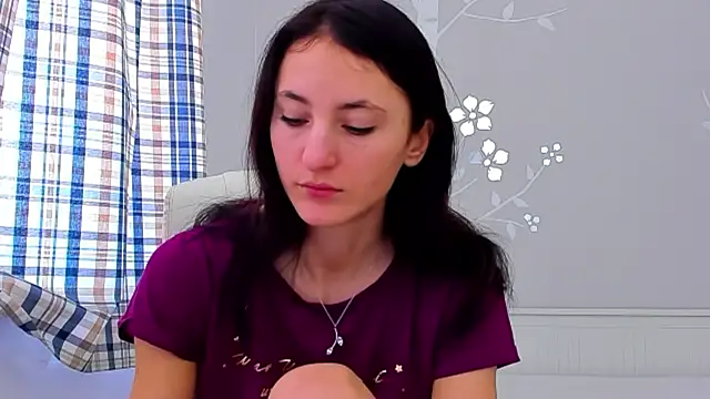 Snapshot of AniaGray chatting on 8, 2, 2025 AniaGray online show from 8, 2, 2025
