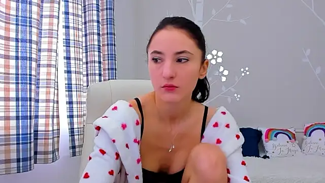 Snapshot of AniaGray chatting on 13, 2, 2025 AniaGray online show from 13, 2, 2025