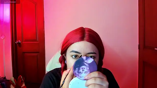 larissa01  online show from 21, 3, 2025