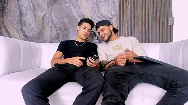 hot day online show from 30, 1, 2025