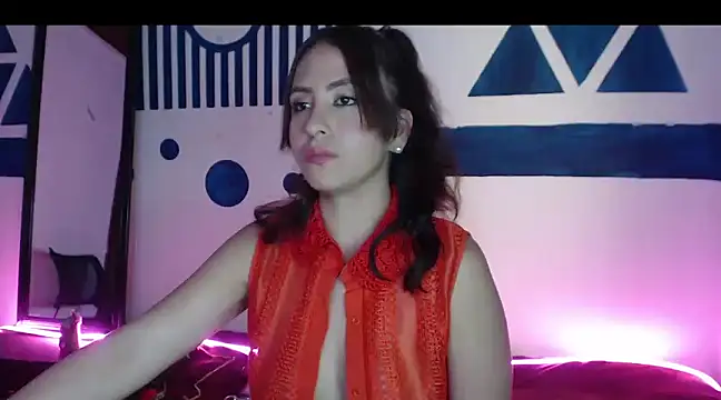 Snapshot of Camilleparist chatting on 10, 12, 2024 Camilleparist online show from 10, 12, 2024