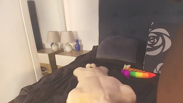 Evelonga 707 online show from 5, 2, 2026