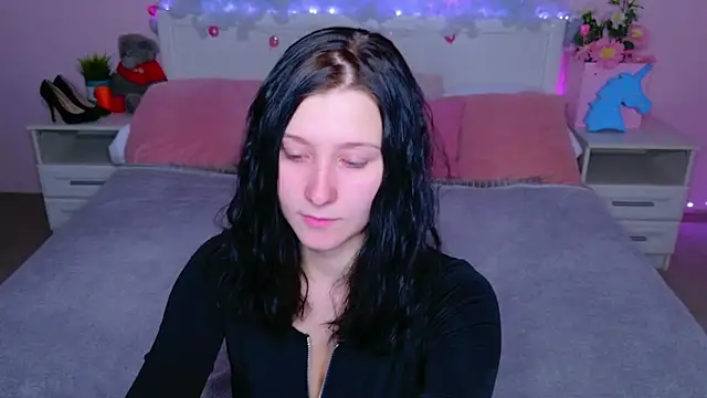 Snapshot of SarahStanley chatting on 9, 2, 2026 SarahStanley online show from 9, 2, 2026