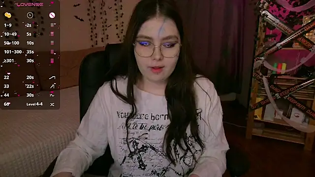 Arizonaa Muse online show from 31, 10, 2025