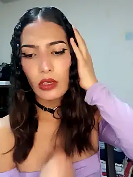 Lanna hott  online show from 7, 3, 2025