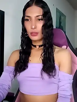 Lanna hott  online show from 15, 4, 2026