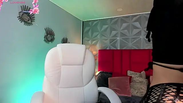 Snapshot of Valkiria_ponce chatting on 28, 12, 2024 Valkiria ponce online show from 28, 12, 2024