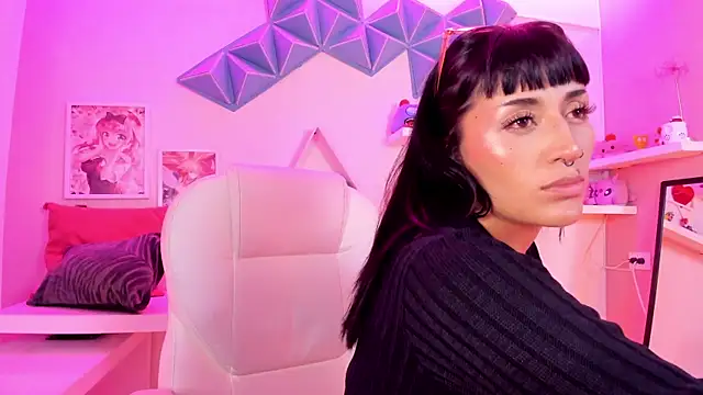 Valkiria ponce online show from 8, 4, 2026