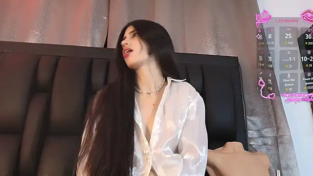Snapshot of SaraRoy_ chatting on 21, 6, 2026 SaraRoy online show from 21, 6, 2026