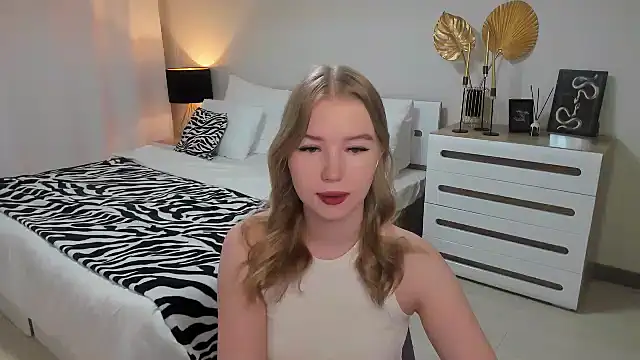 shy  lady online show from 28, 1, 2025