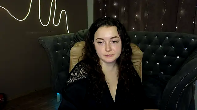 GloriNichols online show from 9, 1, 2025