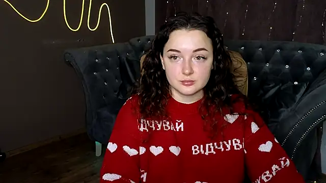 GloriNichols online show from 12, 1, 2025