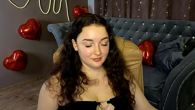 GloriNichols online show from 3, 2, 2025