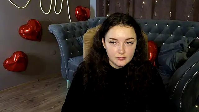 GloriNichols online show from 3, 2, 2025