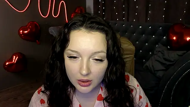 GloriNichols online show from 14, 2, 2025