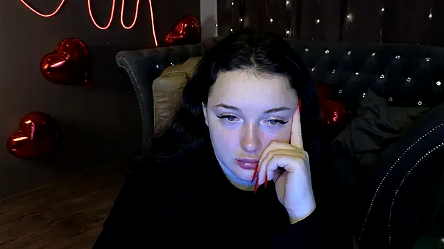 GloriNichols online show from 20, 2, 2025