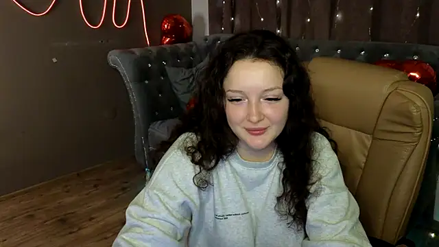 GloriNichols online show from 12, 3, 2025