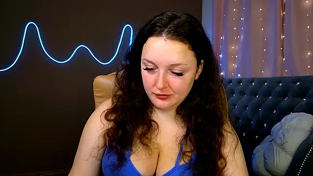 GloriNichols online show from 6, 10, 2025