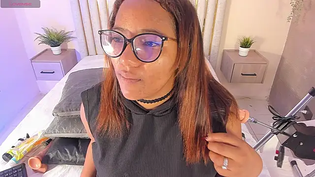 Lilithcaballero online show from 27, 1, 2025