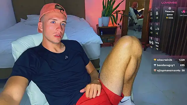 Snapshot of tommy_cumfinger chatting on 20, 2, 2026 tommy cumfinger online show from 20, 2, 2026