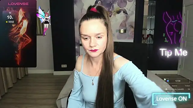 Snapshot of AriaGray chatting on 3, 10, 2025 AriaGray online show from 3, 10, 2025