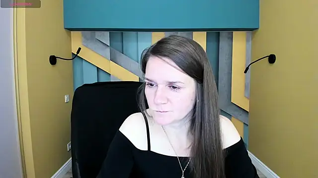 Snapshot of AriaGray chatting on 6, 10, 2025 AriaGray online show from 6, 10, 2025