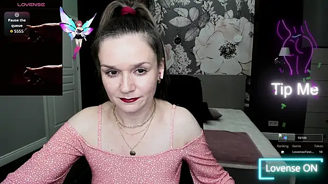 AriaGray online show from 17, 10, 2025