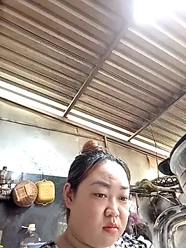 VyOanh2K online show from 23, 10, 2025