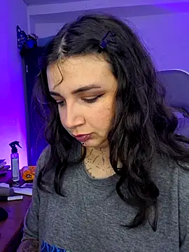 Aria Bennett21 online show from 11, 6, 2026