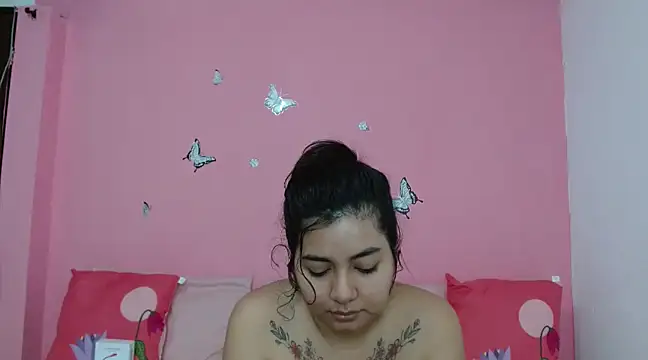 LaylaHolmes online show from 19, 12, 2024