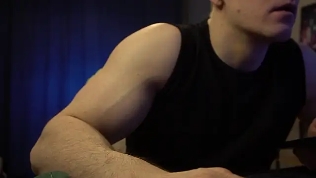 Snapshot of Bruno_Banani chatting on 3, 3, 2026 Bruno Banani online show from 3, 3, 2026