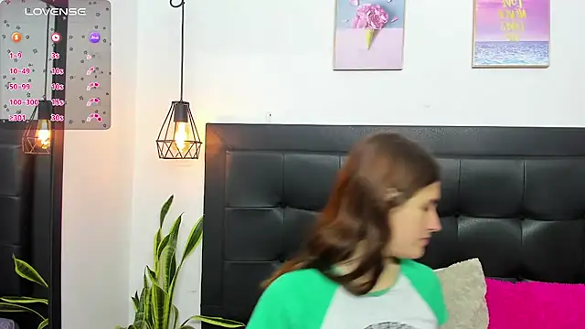 Snapshot of sweet_abby1 chatting on 3, 2, 2025 sweet abby1 online show from 3, 2, 2025