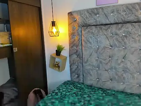 Snapshot of sweet_abby1 chatting on 11, 9, 2025 sweet abby1 online show from 11, 9, 2025