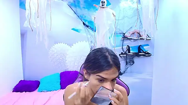 DEMI LEED online show from 14, 10, 2025