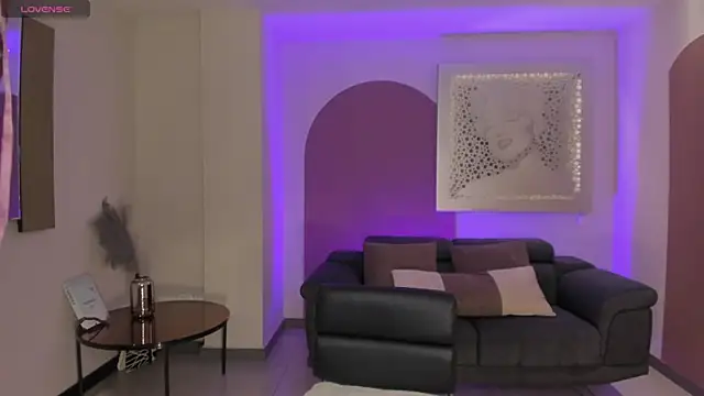 HannahJamesX online show from 17, 6, 2026