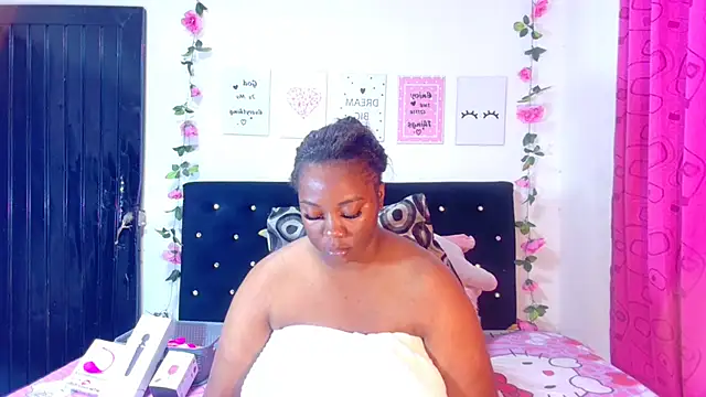 Snapshot of CiaraEbony chatting on 17, 1, 2025 CiaraEbony online show from 17, 1, 2025