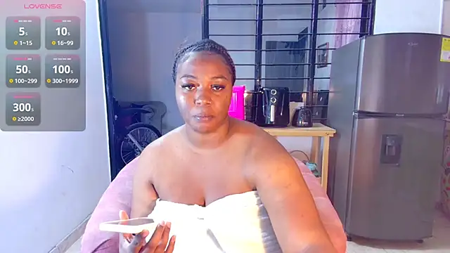 Snapshot of CiaraEbony chatting on 6, 2, 2025 CiaraEbony online show from 6, 2, 2025