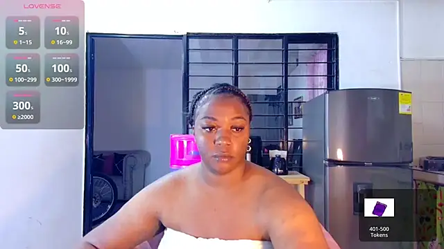 Snapshot of CiaraEbony chatting on 6, 2, 2025 CiaraEbony online show from 6, 2, 2025