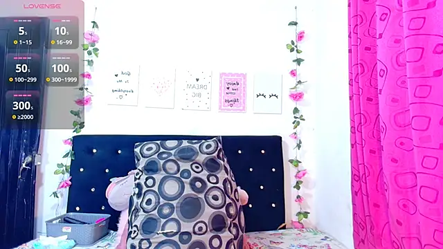 Snapshot of CiaraEbony chatting on 22, 2, 2025 CiaraEbony online show from 22, 2, 2025