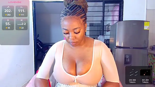 Snapshot of CiaraEbony chatting on 20, 3, 2025 CiaraEbony online show from 20, 3, 2025