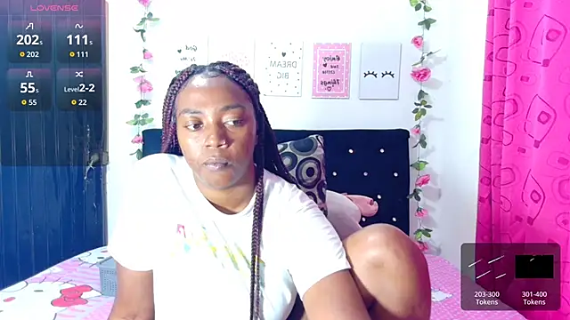 Snapshot of CiaraEbony chatting on 2, 11, 2025 CiaraEbony online show from 2, 11, 2025