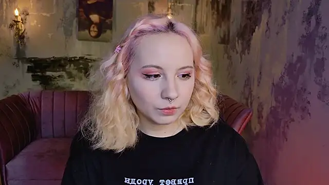 JasmineMilko online show from 3, 2, 2025