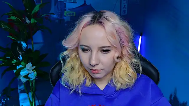 JasmineMilko online show from 25, 2, 2025