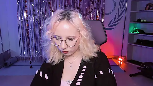 JasmineMilko online show from 12, 3, 2025