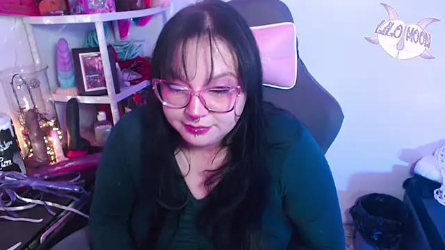 LiloMoon69 online show from 7, 1, 2025