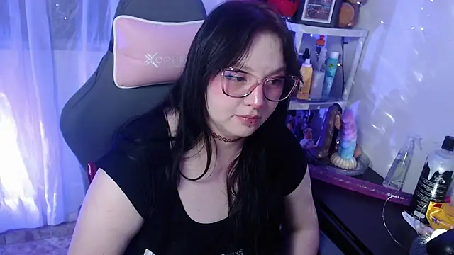 LiloMoon69 online show from 3, 2, 2025